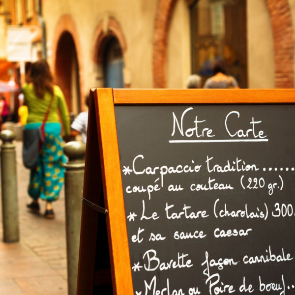 How to order in a restaurant in France? French Toast Language Centre
